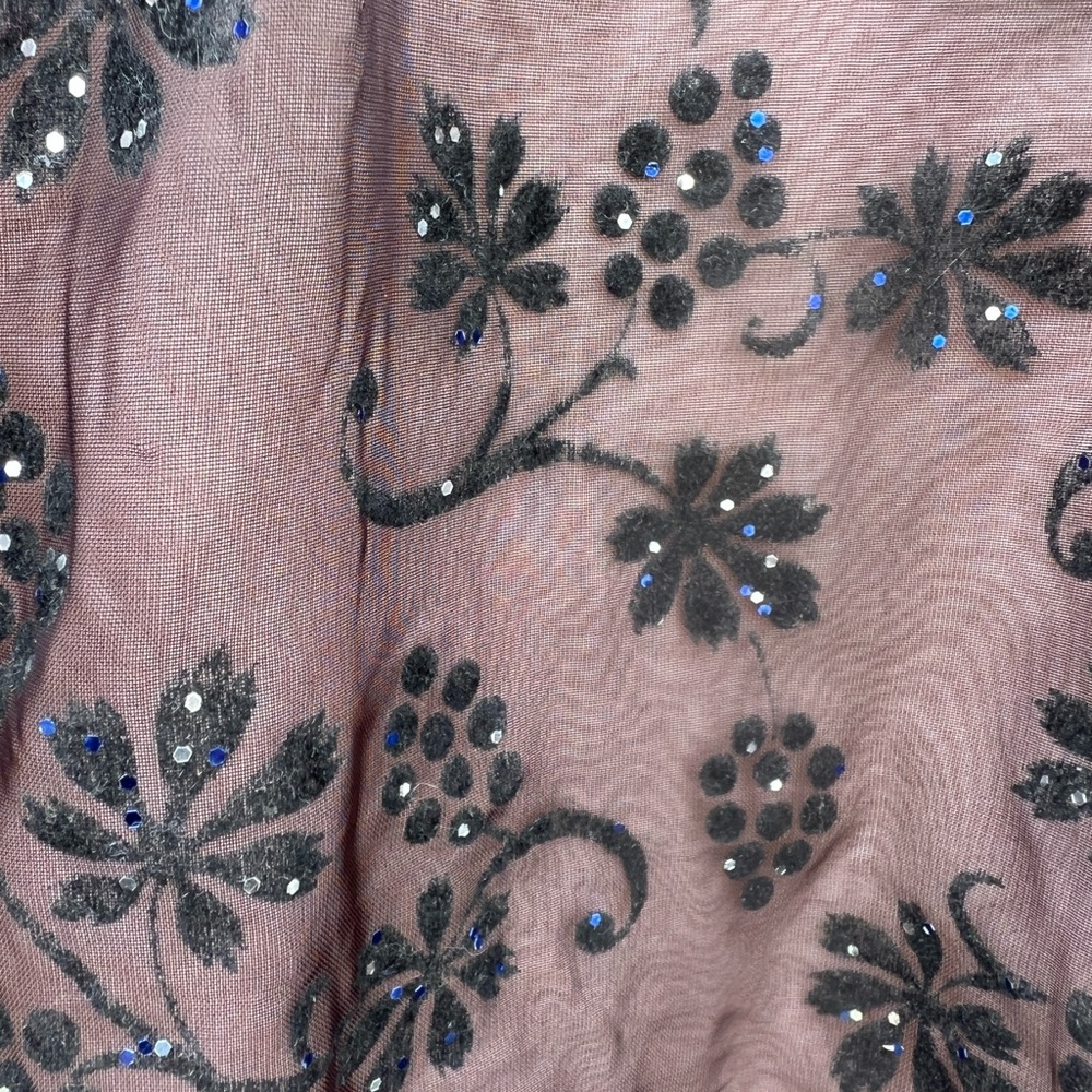 VINTAGE MARFRY BED ROBE - Picture 15 of 16